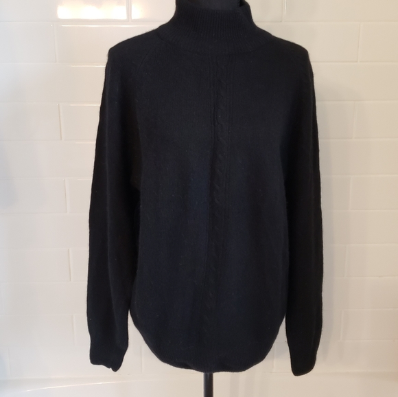 YarnWorks wool sweater - Picture 2 of 3